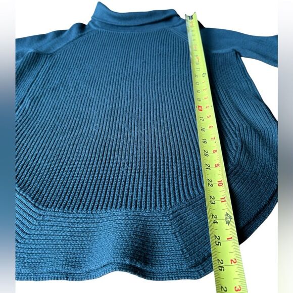 Athleta Ravine Tunic Sweater Wool Blend Long Sleeve Womens Small Dark Green - Picture 12 of 12